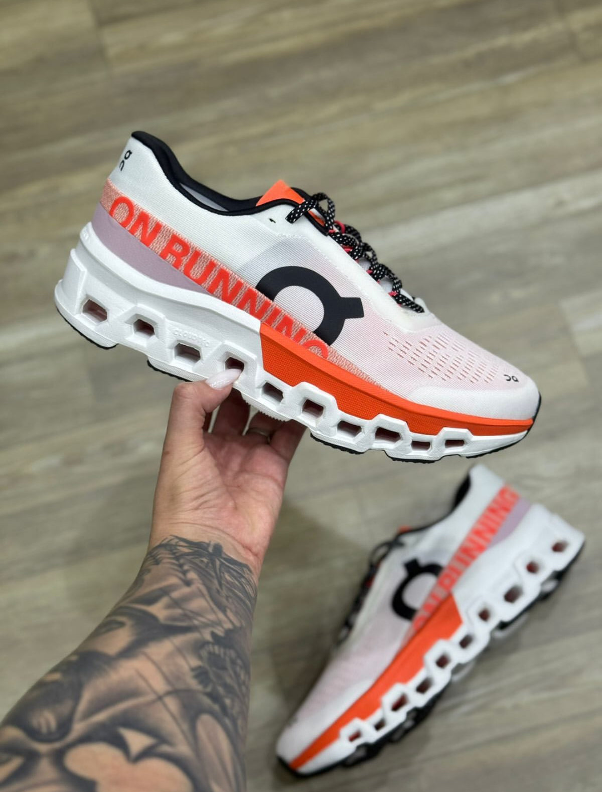 Tennis on running cloudmonster2 premium