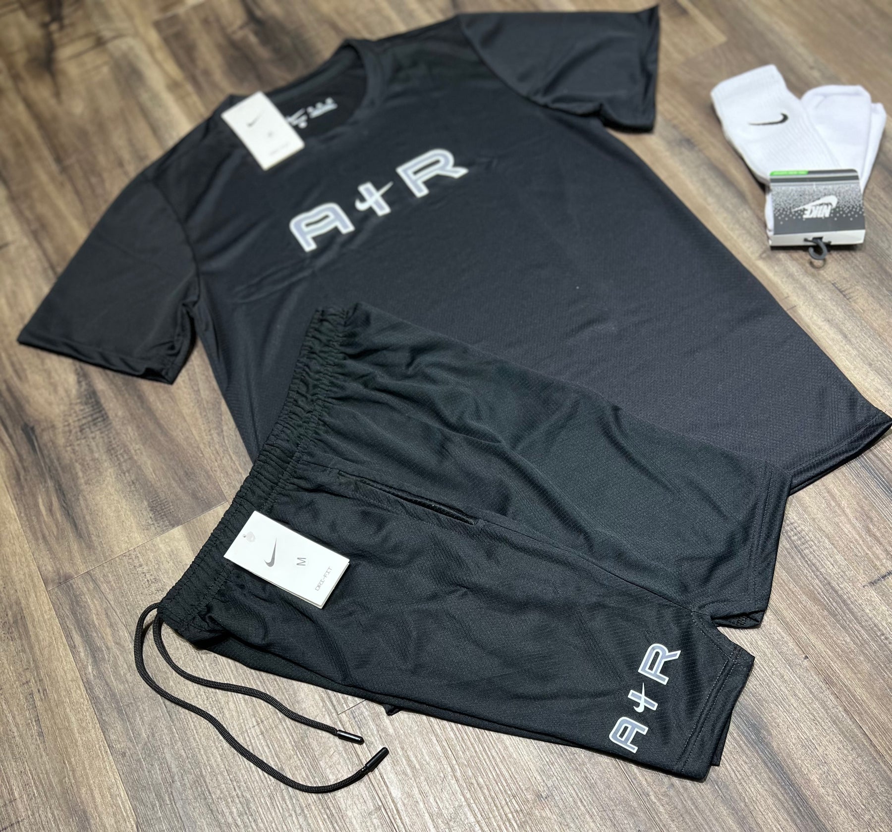 Oferta Kit nike camiseta shorts e meia