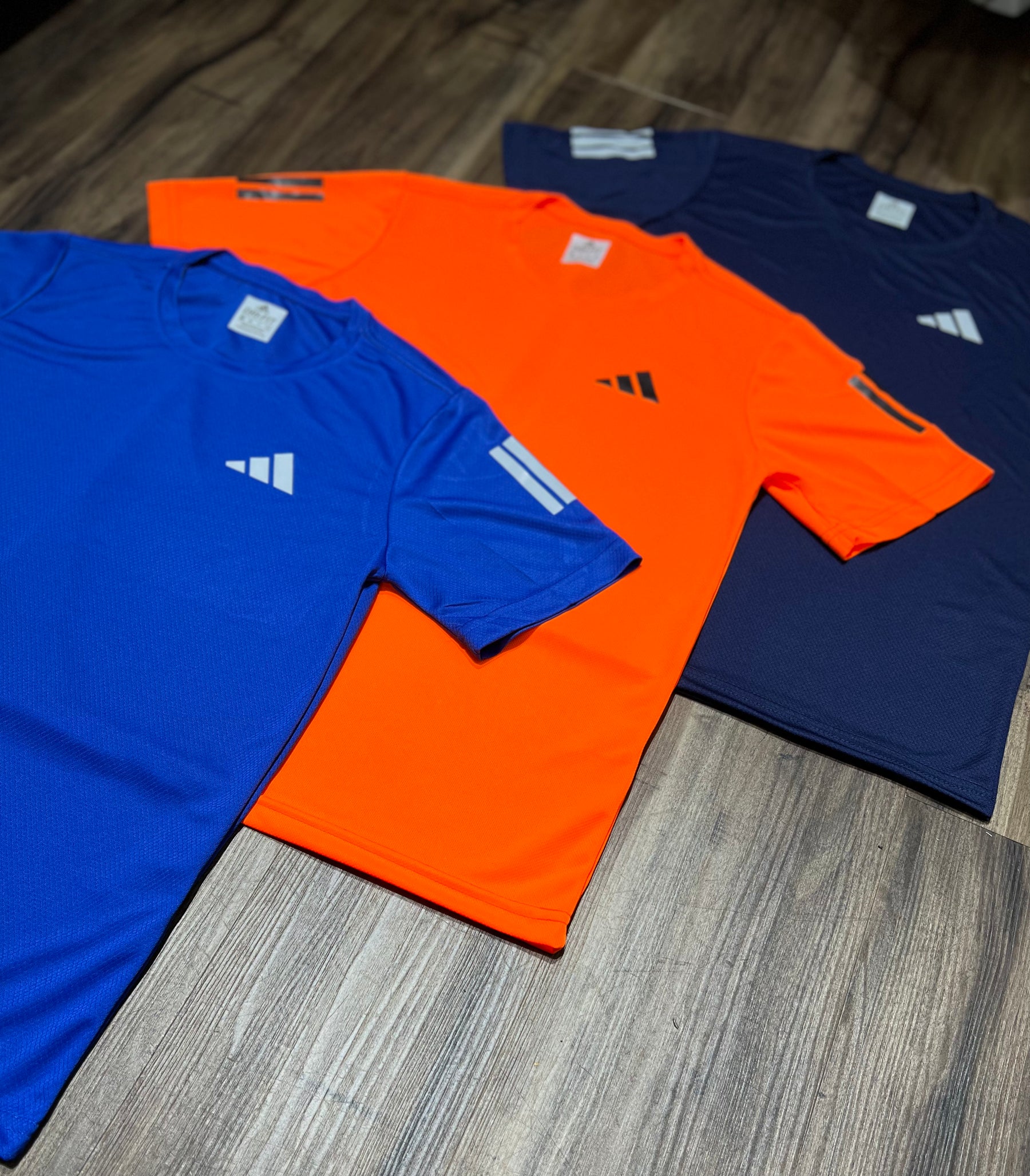 Kit com 3 camisetas dri-fit adidas