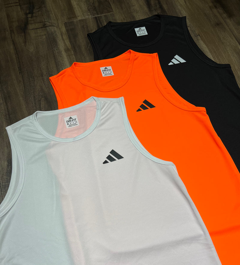 Kit com 3 regatas adidas dri-fit