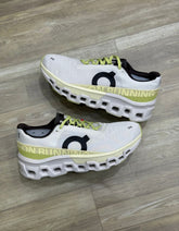 Tennis on running cloudmonster2 premium