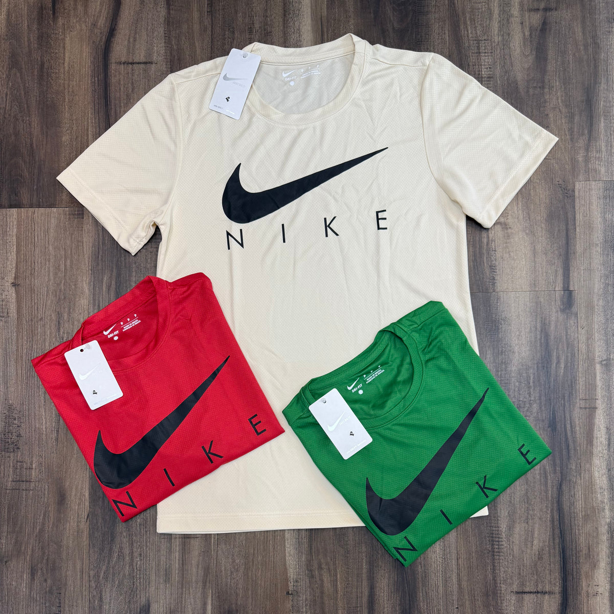 Kit com 3 camisetas dri-fit Nike