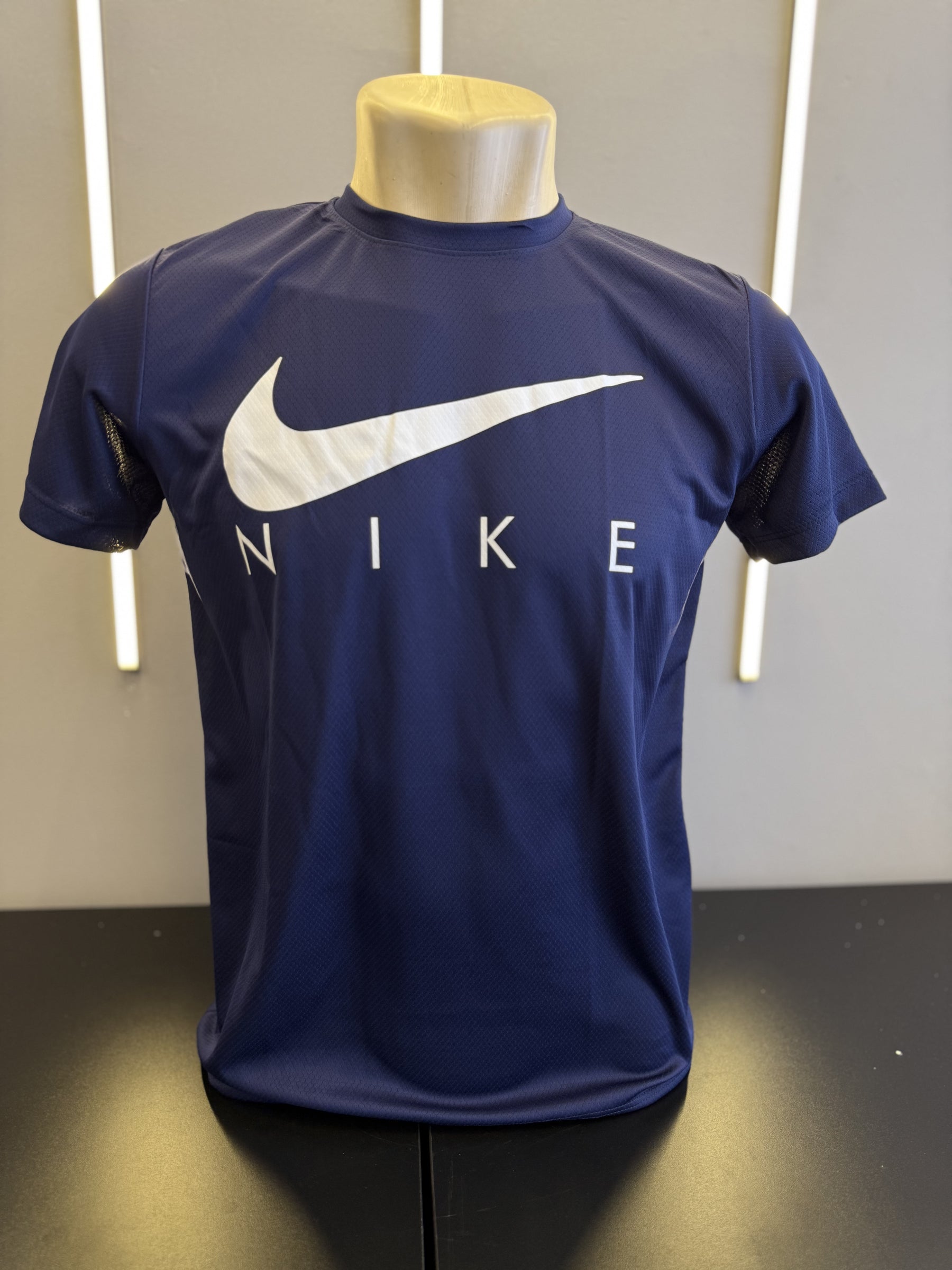 Camiseta nike dri-fit unidade