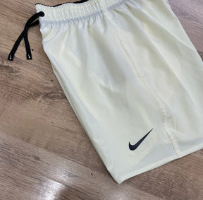 Bermuda Nike mauricinho dri-fit unidade