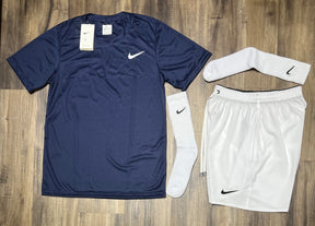 Oferta Kit nike camiseta shorts e meia