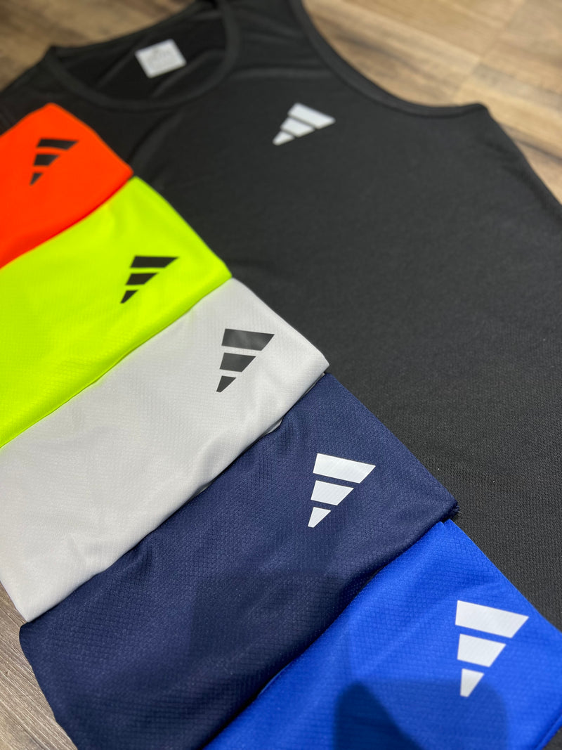 Kit especial com 6 regatas adidas dri-fit