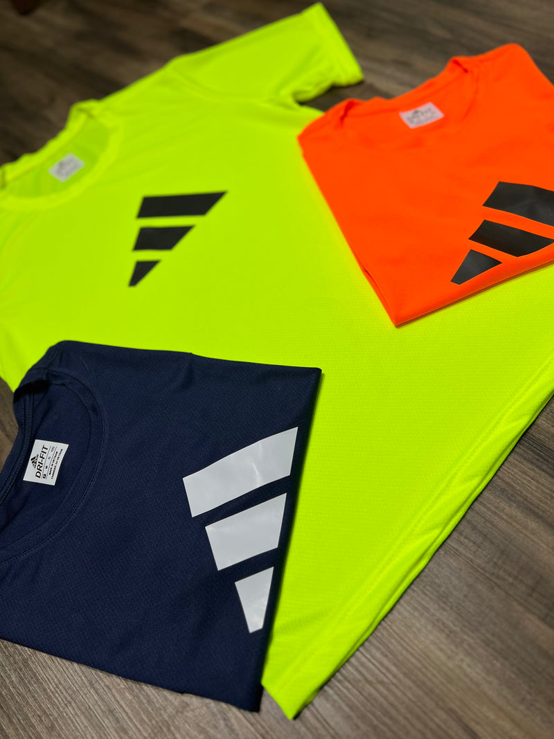 Kit com 3 camisetas adidas dri-fit