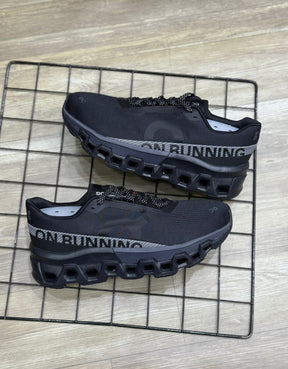 Tennis on running cloudmonster2 premium