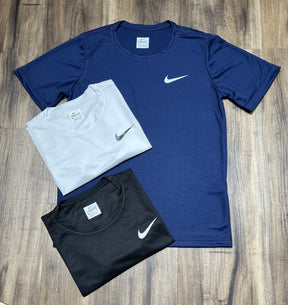 Kit com 3 camisetas nike dri-fit