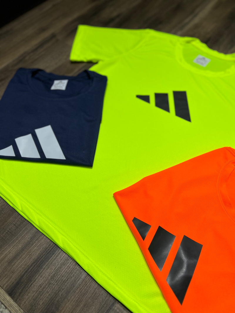 Kit com 3 camisetas adidas dri-fit