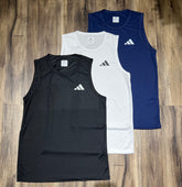 Kit com 3 regatas adidas dri-fit