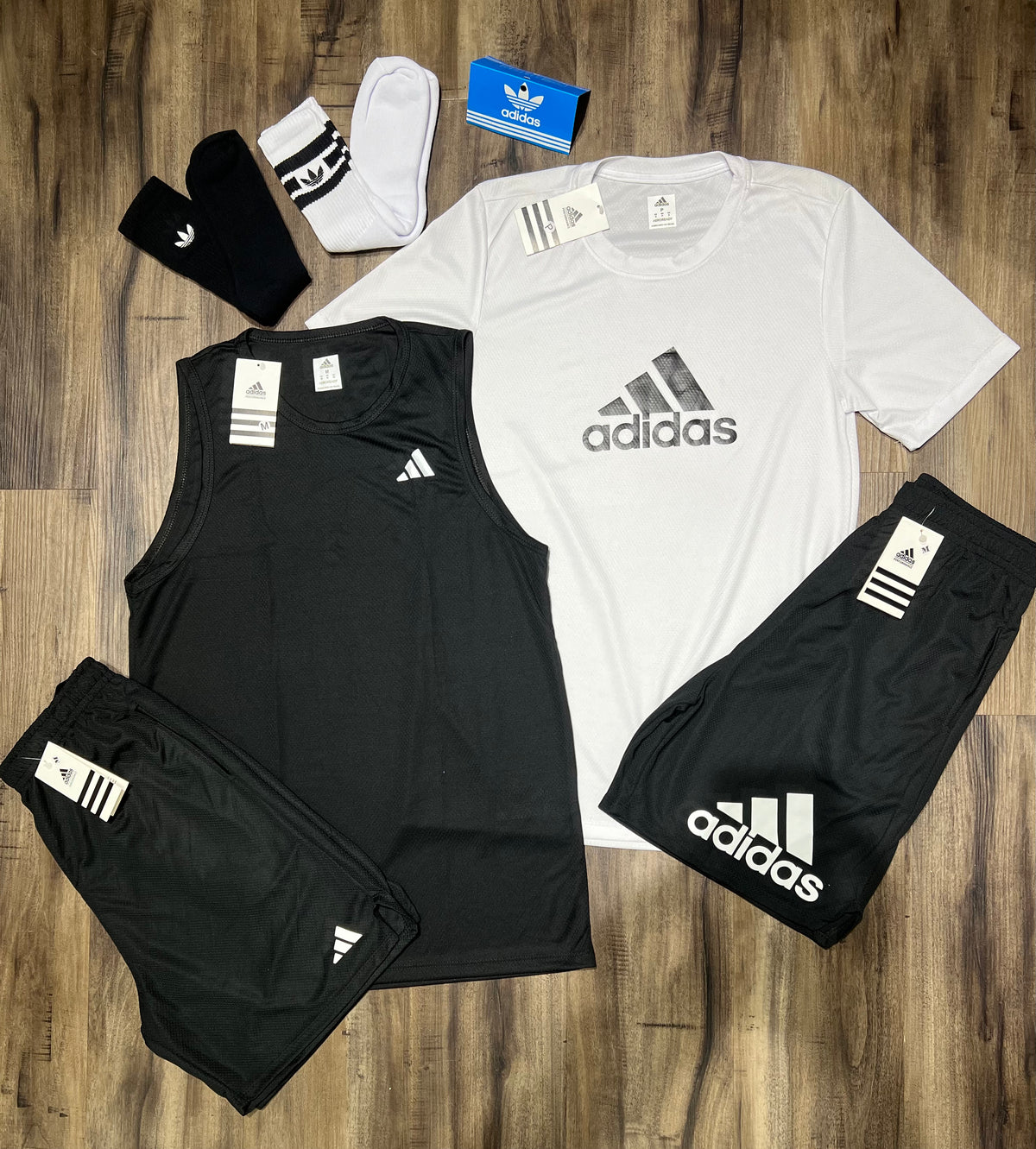 2 Kit adidas regata shorts e meia