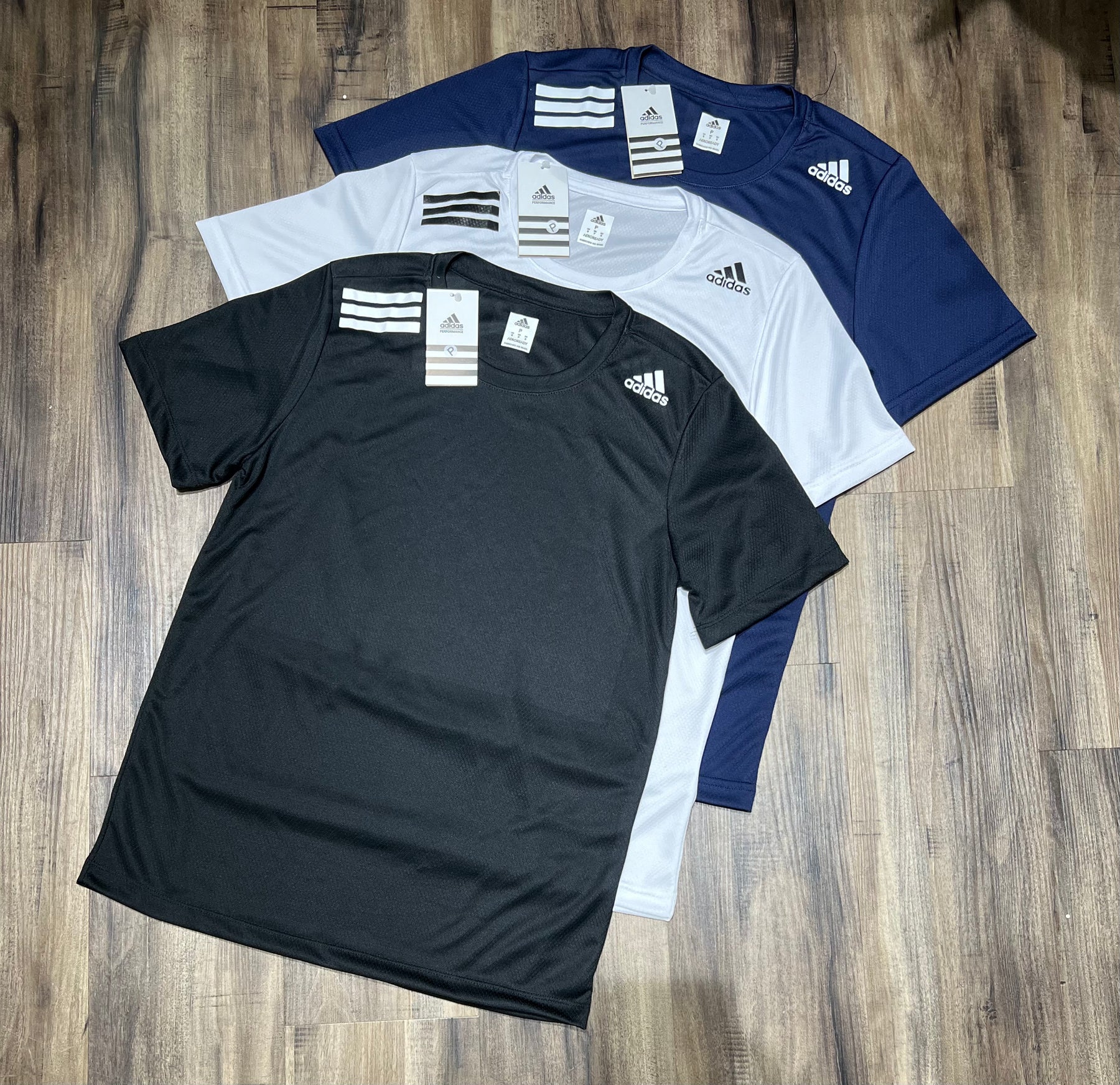 Kit com 3 camisetas dri-fit adidas