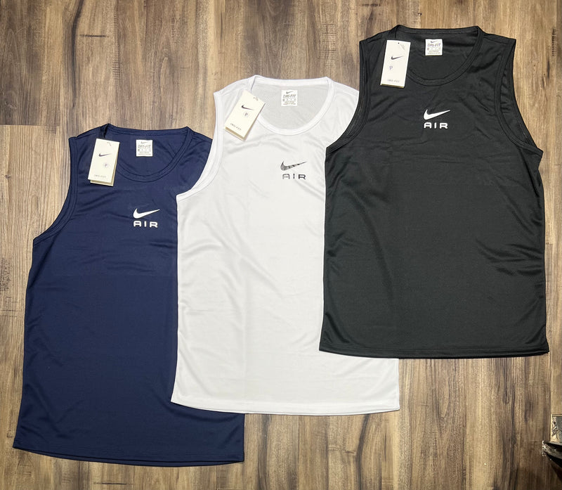 Kit com 3 regatas Nike dri-fit