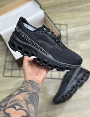 Tennis on running cloudmonster2 premium