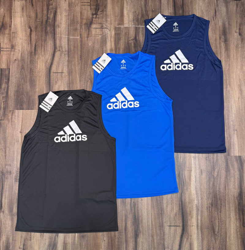 Kit com 3 regatas adidas dri-fit