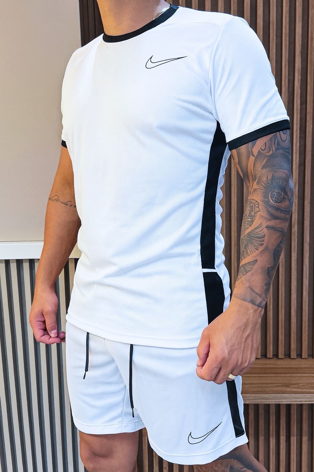 Conjunto Dri-Fit: Camiseta + Shorts - Nike