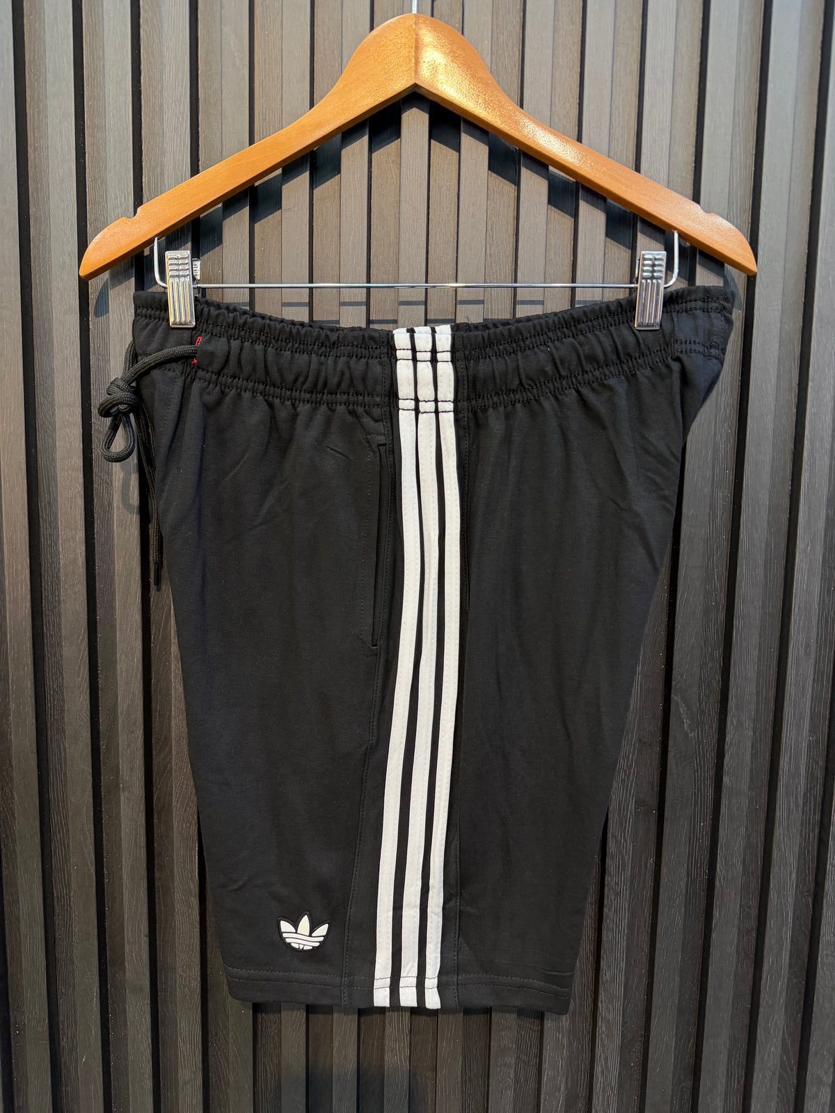 Shorts Moletinho - Adidas retrô