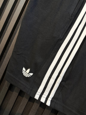Shorts Moletinho - Adidas retrô