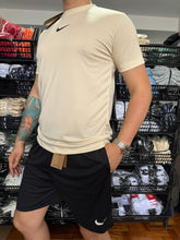 Conjunto Dri-Fit: Camiseta + Shorts - Nike
