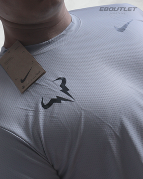 Conjunto Dri-Fit: Camiseta + Shorts - Nike / R. Nadal