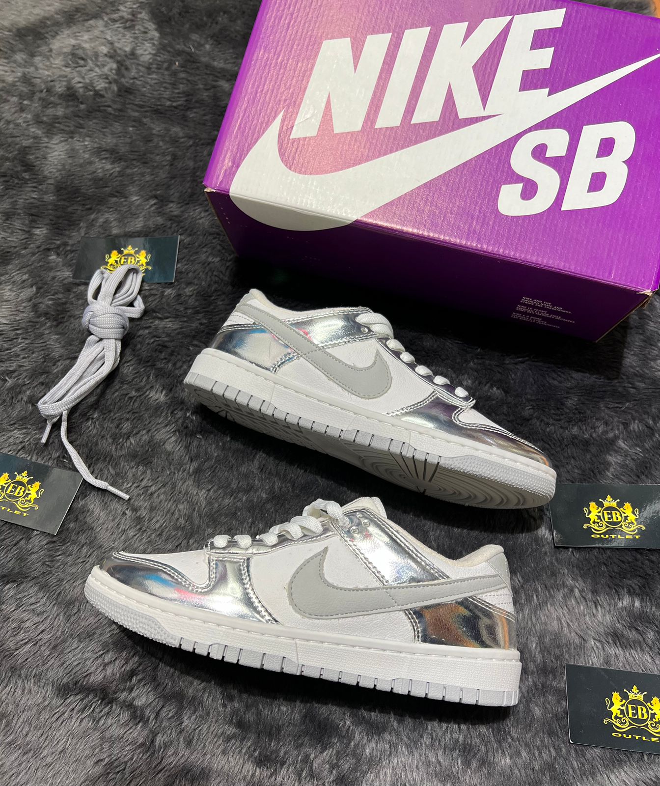 Dunk Low Silver  lançamento + relógio de brinde