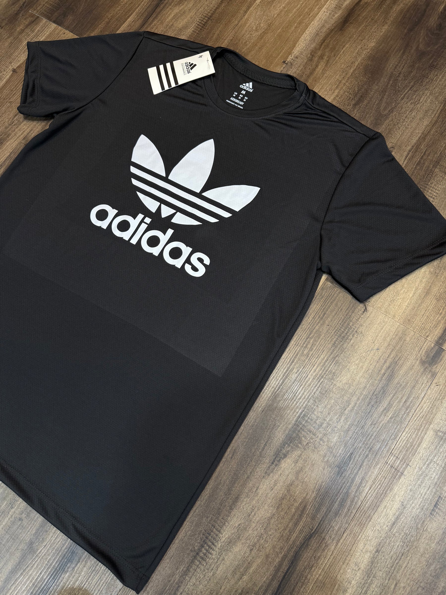 Camiseta adidas retrô  dri-fit unidade