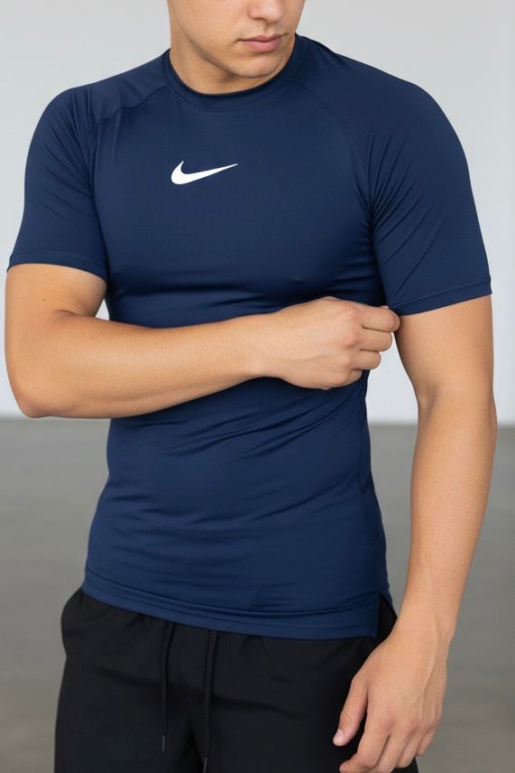 Camiseta Térmica Nike NOCTA Lançamento Compressão