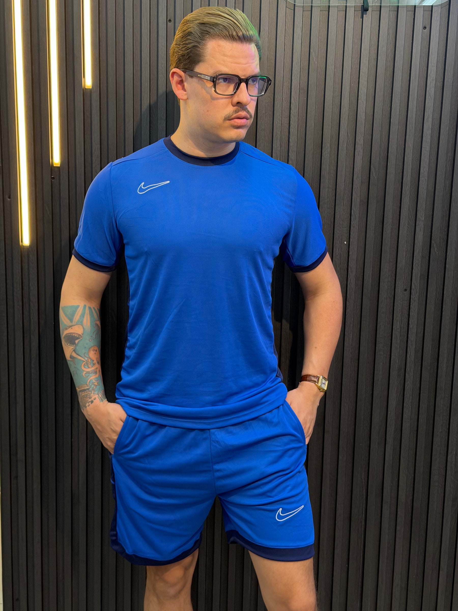 Conjunto Drifit: Camiseta + Shorts - Nike Academy 2026