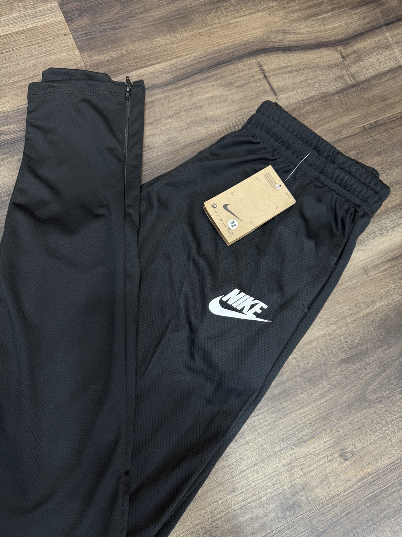 Calça slim