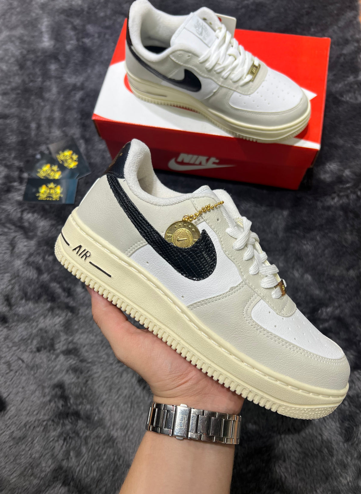 Air Force 1’07 SE sisterhood lançamento + relógio de Brinde