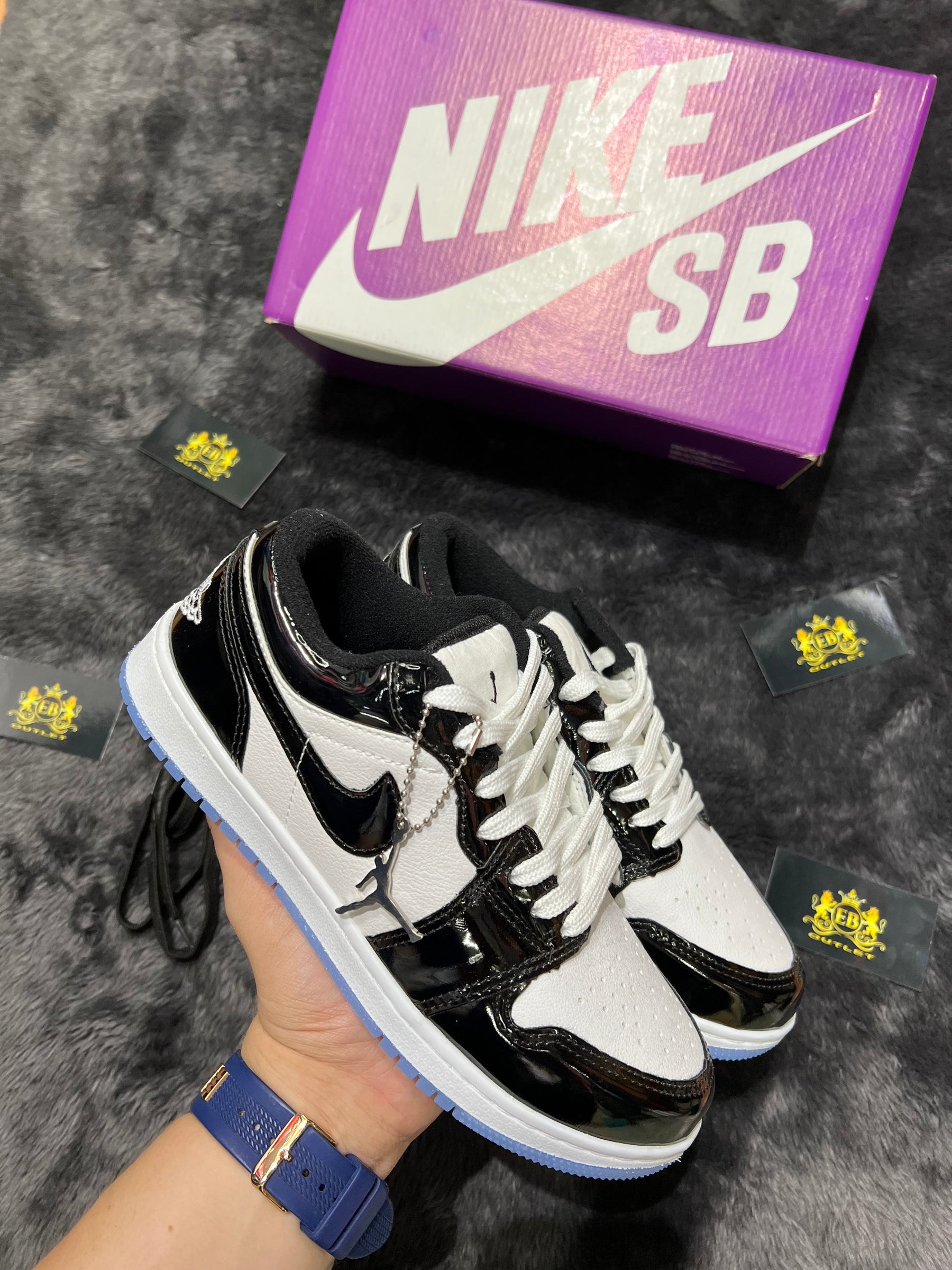 Jordan 1 Low Lançamento + relógio de Brinde