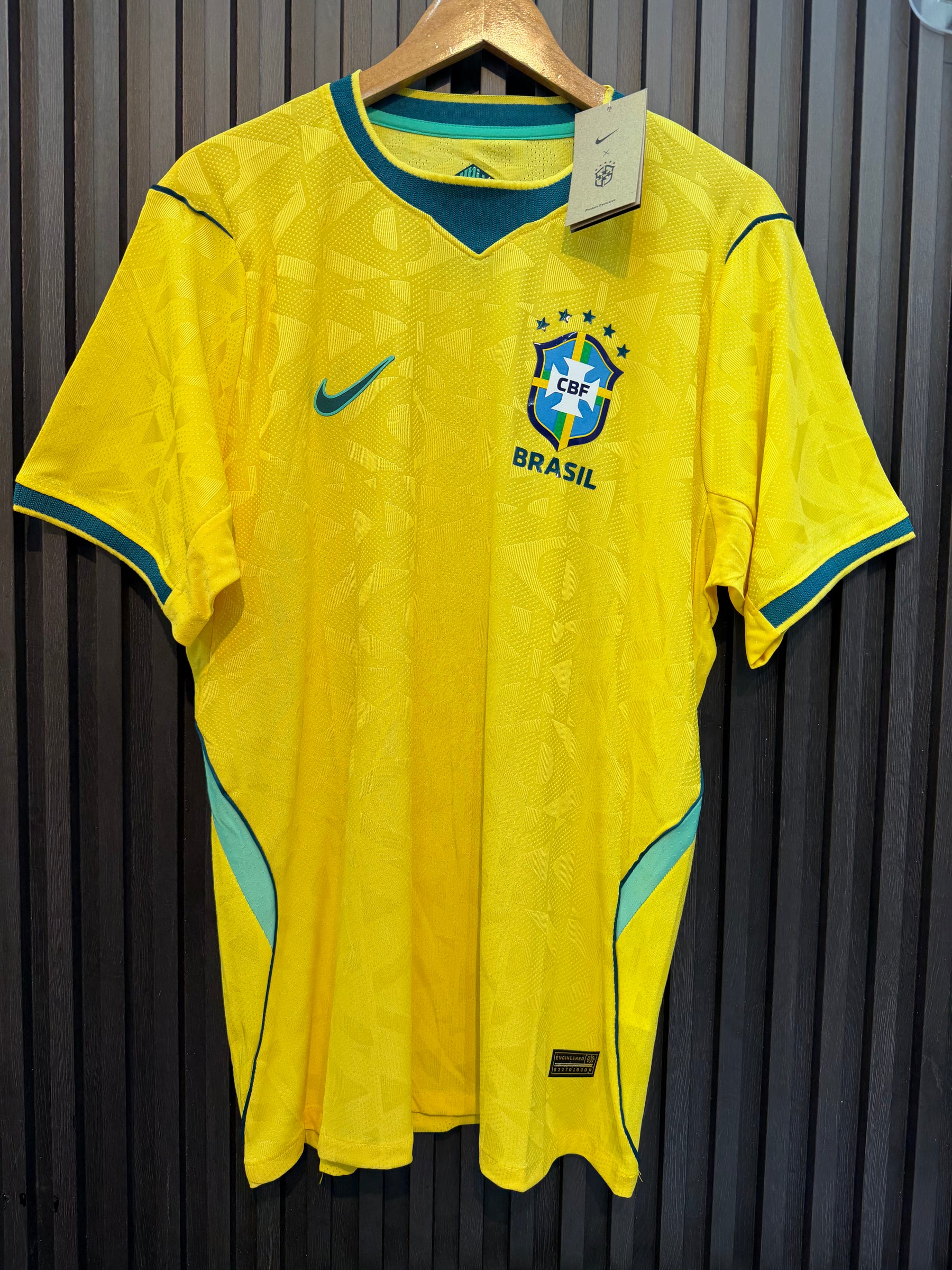Camiseta Seleção Brasileira Dri-Fit Modelo Jogador + Boné Exclusivo Grátis