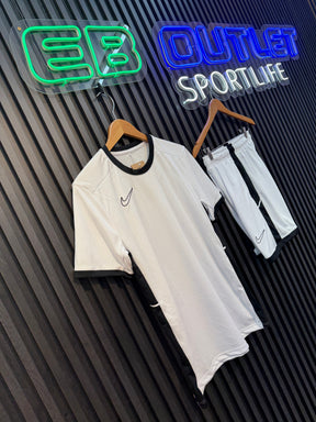 Conjunto Drifit: Camiseta + Shorts - Nike Academy 2026