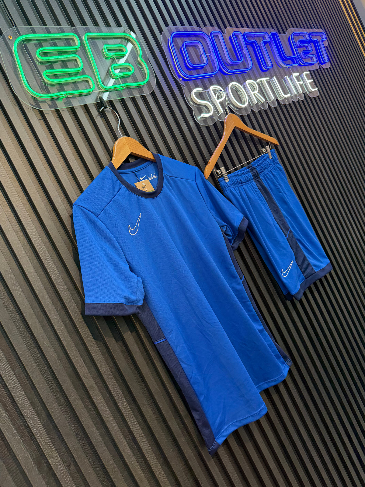 Conjunto Drifit: Camiseta + Shorts - Nike Academy 2026