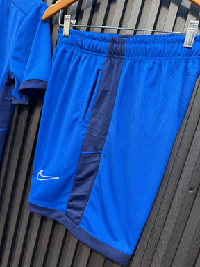 Conjunto Drifit: Camiseta + Shorts - Nike Academy 2026