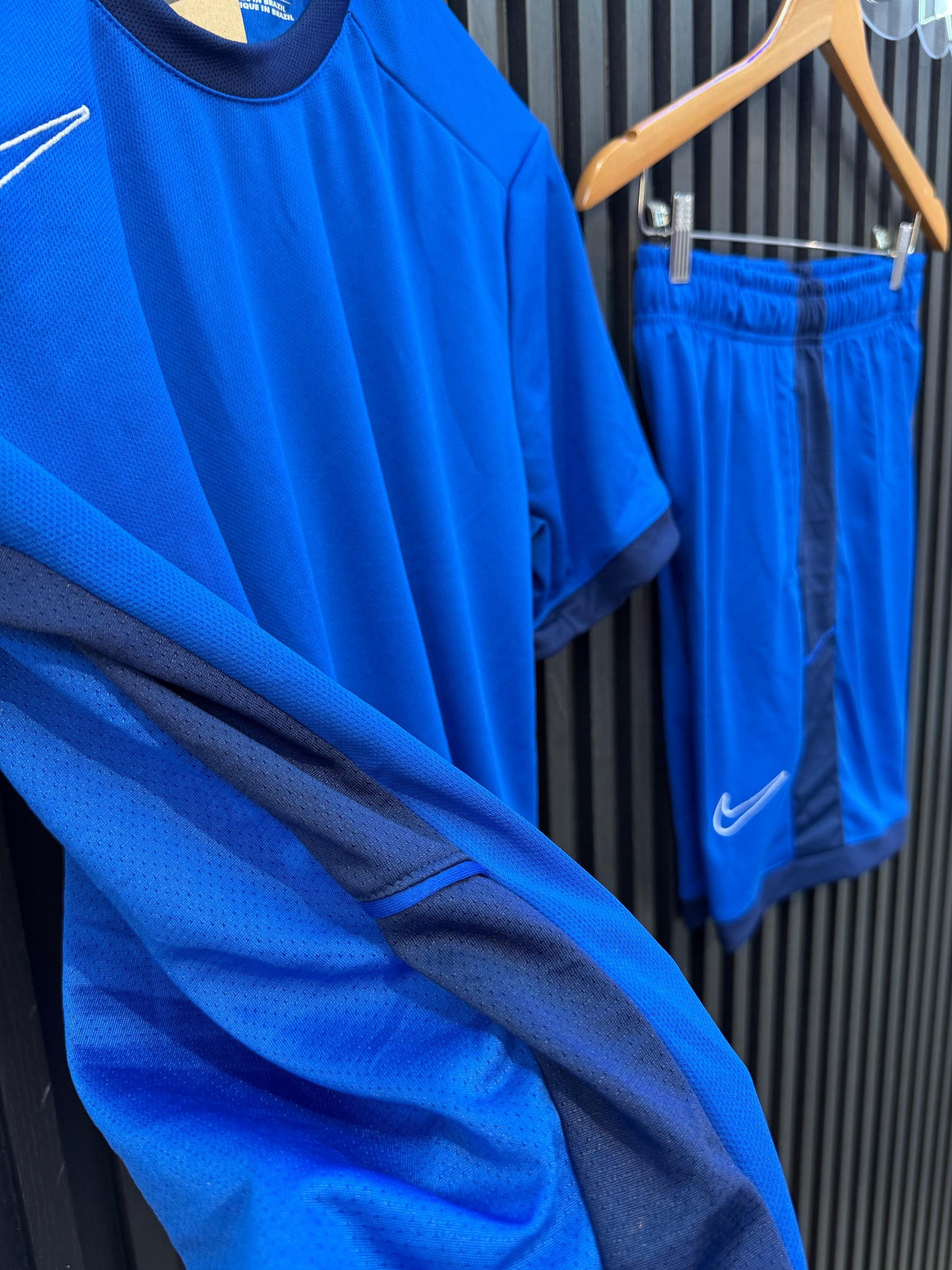 Conjunto Drifit: Camiseta + Shorts - Nike Academy 2026