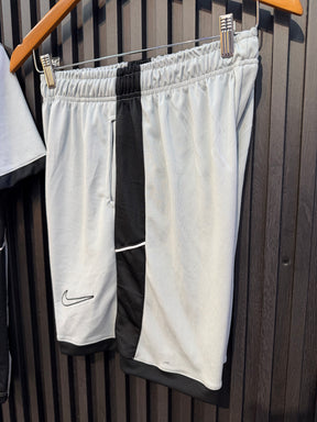 Conjunto Drifit: Camiseta + Shorts - Nike Academy 2026