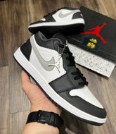 Jordan 1 Low  Preto Lançamento + relógio de Brinde