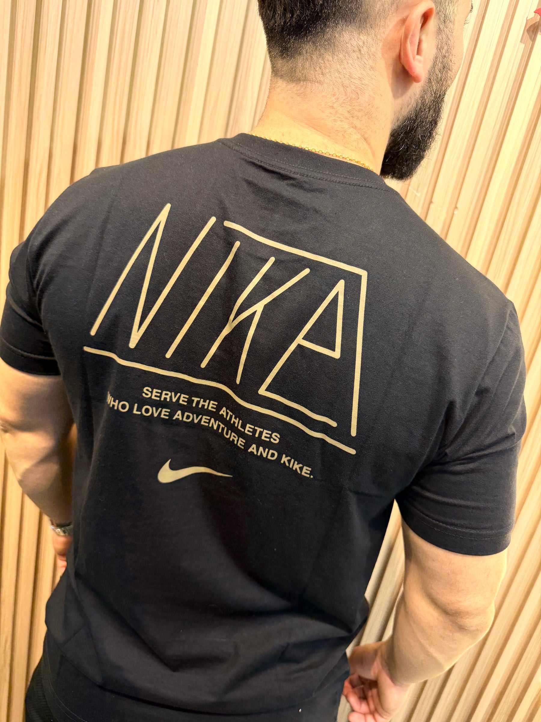 Camiseta Nike Athletes - Malha 30.1