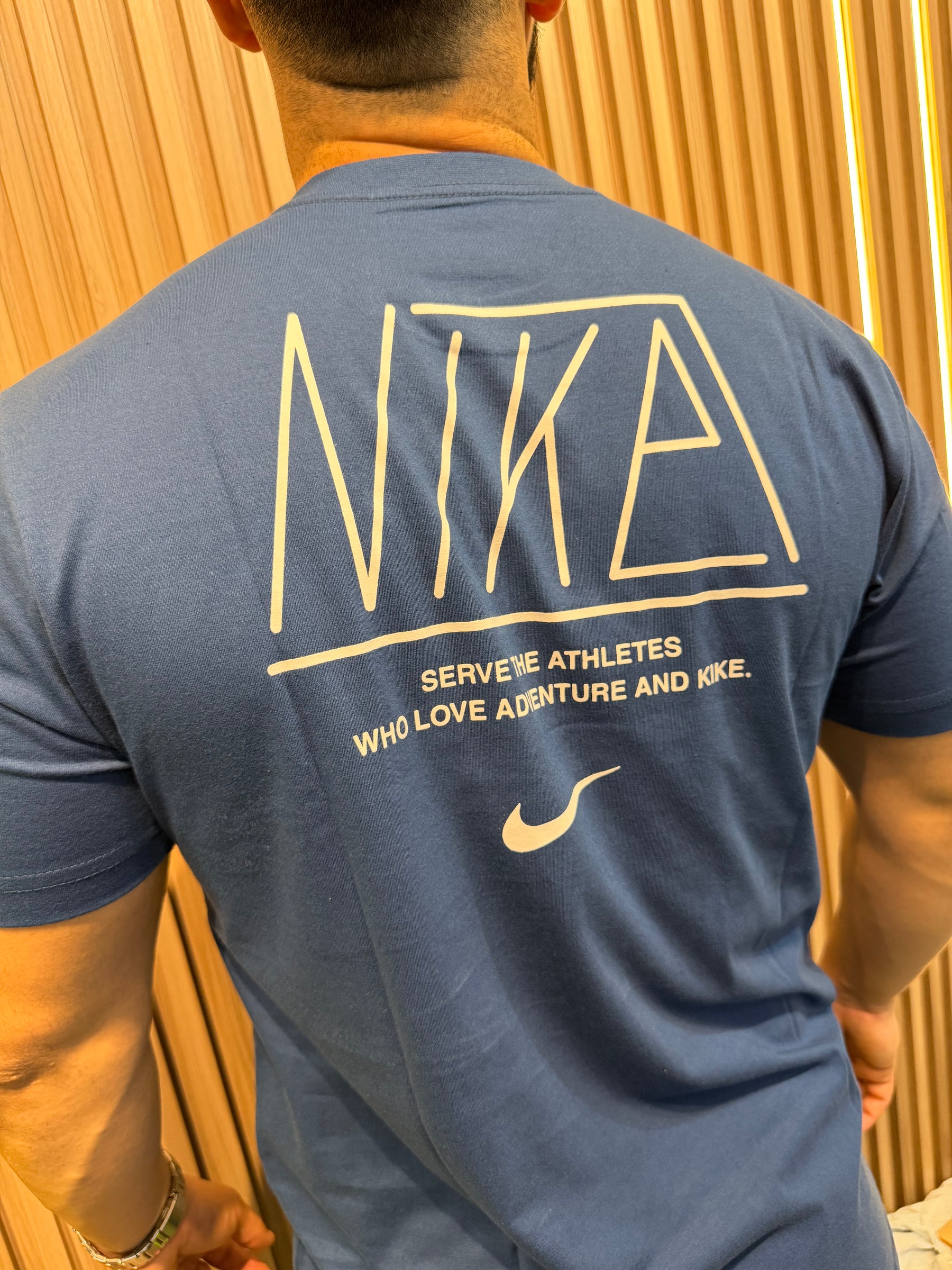 Camiseta Nike Athletes - Malha 30.1