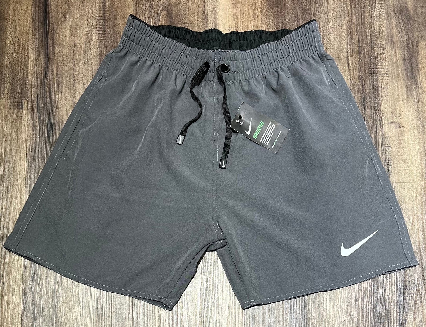 Bermudas Nike mauricinho dri-fit unidade