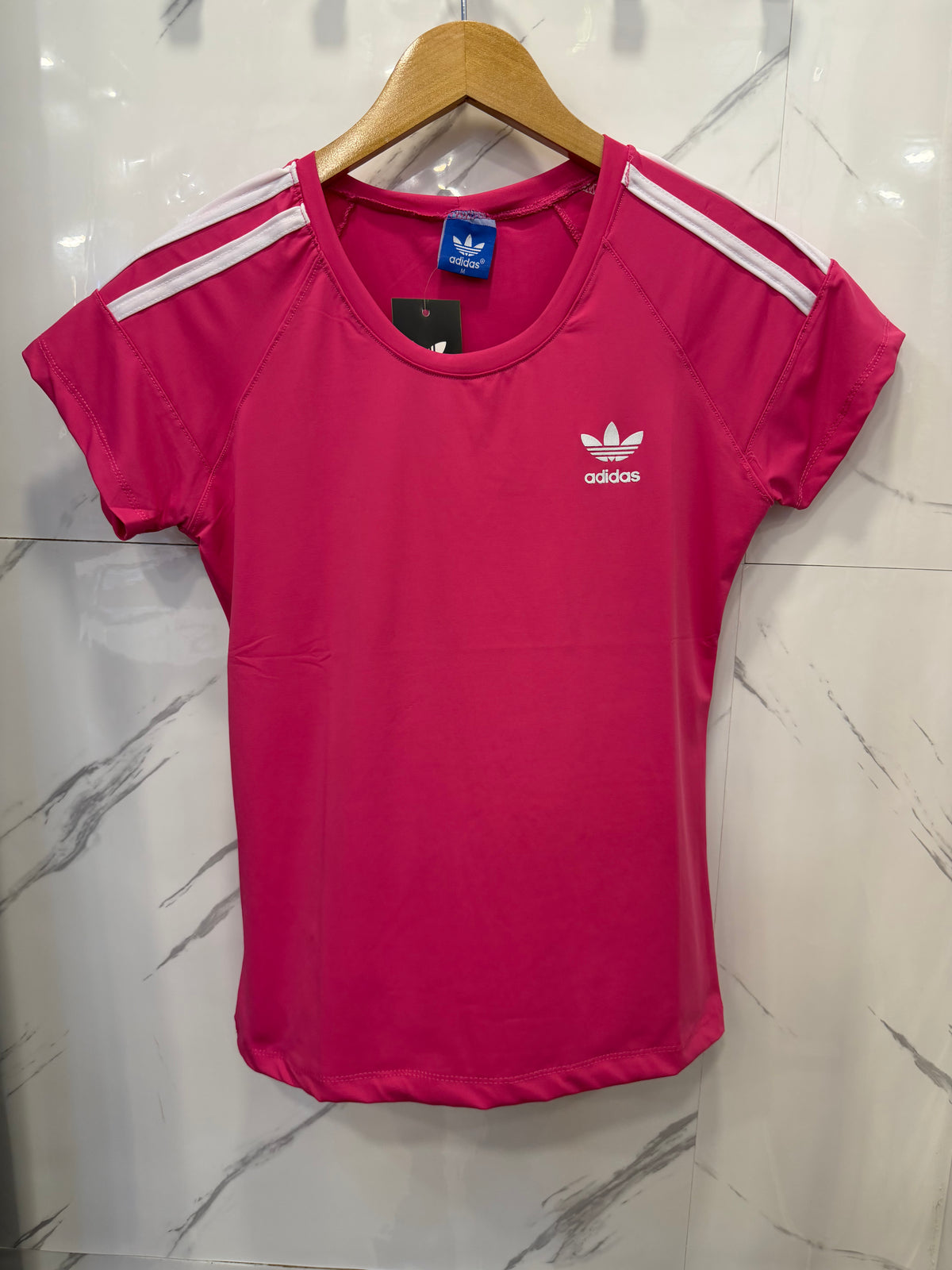Camiseta Dri-Fit Adidas – Feminino