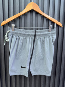 Shorts Dri-fit Nike - Feminino