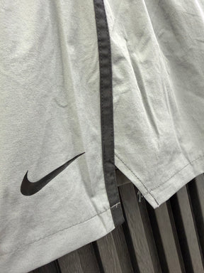 Shorts Dri-fit Nike - Feminino