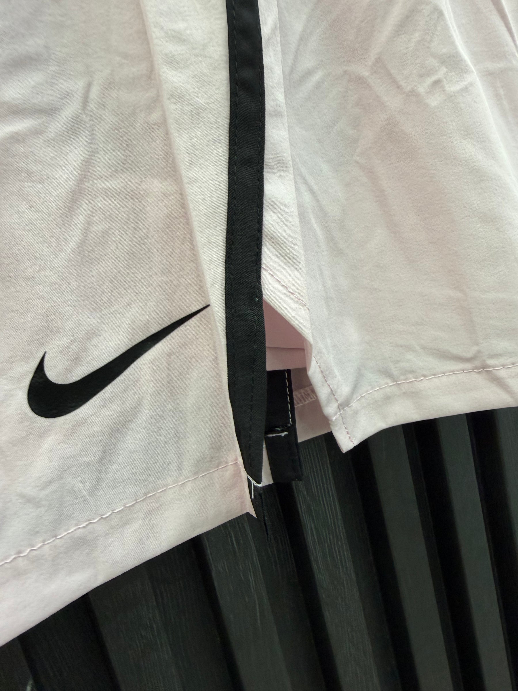 Shorts Dri-fit Nike - Feminino