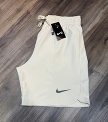 Shorts Dri-fit Nike Academy - Unidade