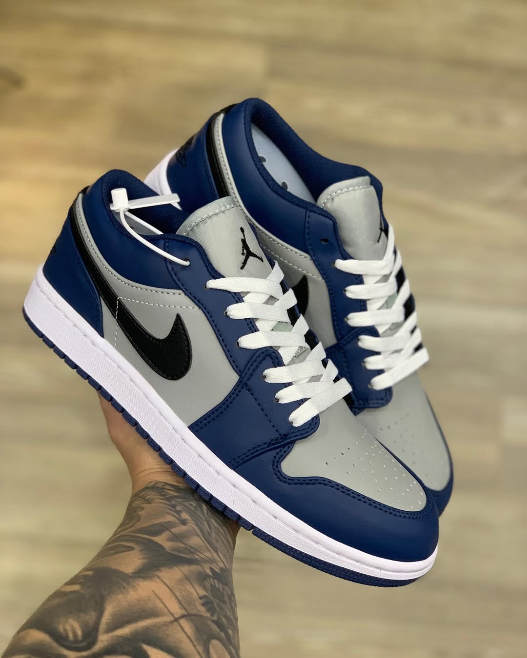 Tênis Nike Air Jordan 1 Low - Importado Premium
