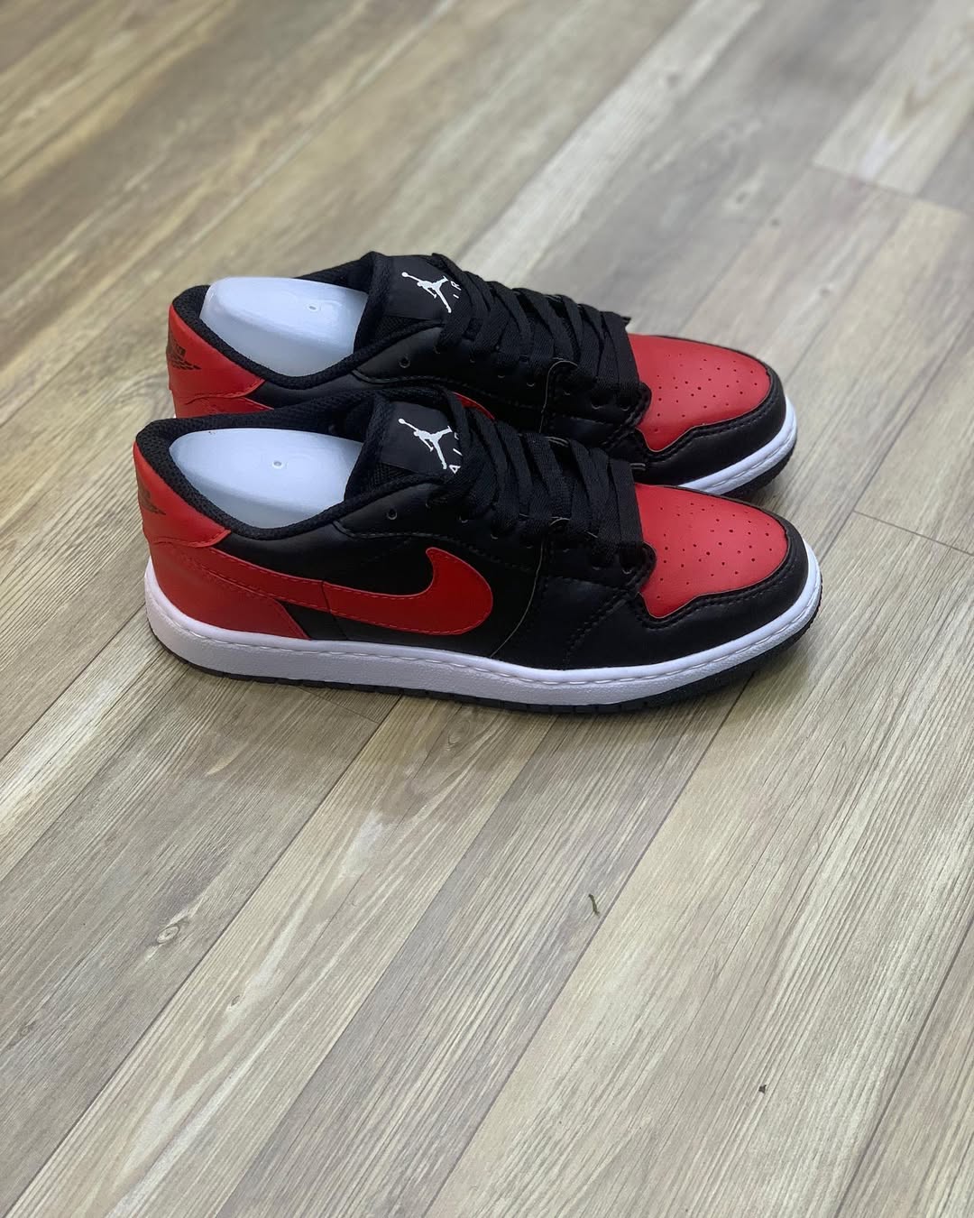 Tênis Nike Air Jordan 1 Low - Importado Premium