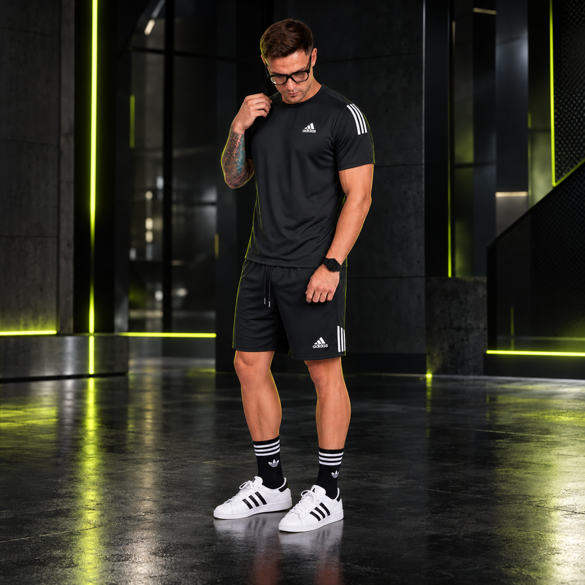 Kit Adidas Dri-Fit: Camiseta + Shorts + Meia
